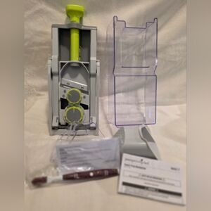 Pampered Chef Rapid-Prep Mandoline Food Slicer 5-Piece Set Gray/Green